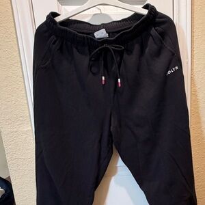 listing-status-banner